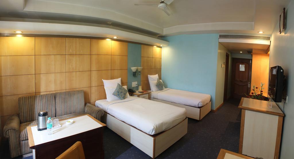 Hotel Grand International Rāipur Esterno foto