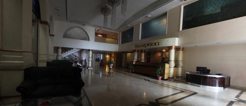 Hotel Grand International Rāipur Esterno foto