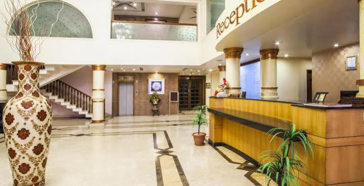 Hotel Grand International Rāipur Esterno foto