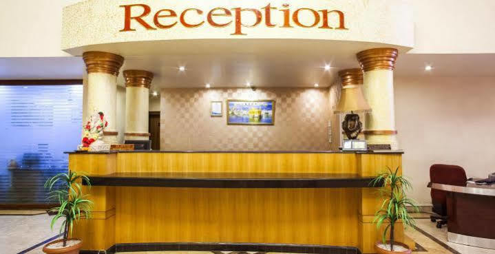 Hotel Grand International Rāipur Esterno foto