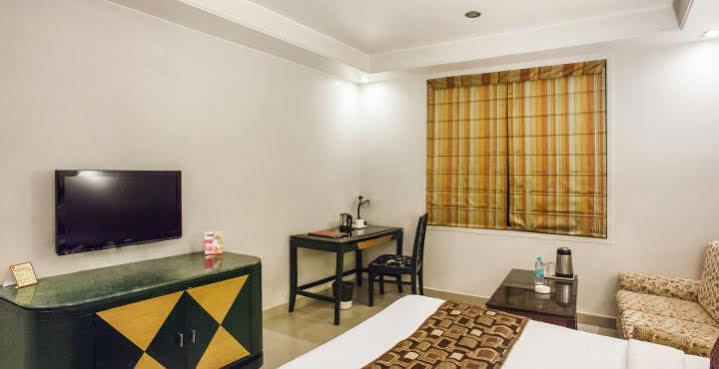 Hotel Grand International Rāipur Esterno foto