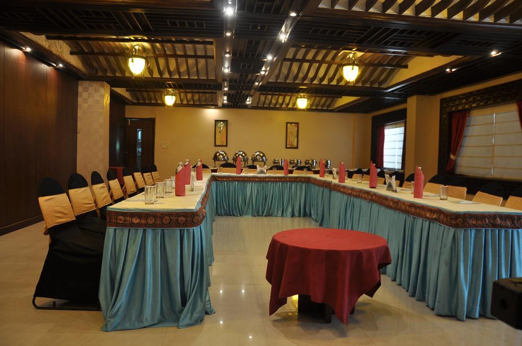 Hotel Grand International Rāipur Esterno foto